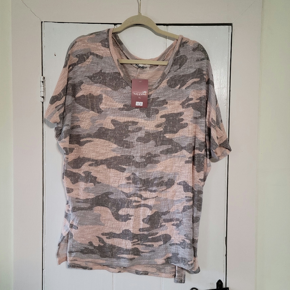 New, Haptics Short Sleeve Pink Camo